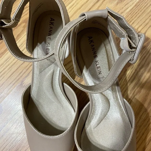 NWOT Ann Klein Nude Kitten Heels | Women’s Size 7.5 - Picture 2 of 7